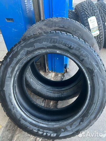 Bridgestone Blizzak DM-Z2 235/60 R18 107