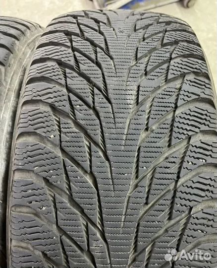 Nokian Tyres Hakkapeliitta R2 275/40 R21