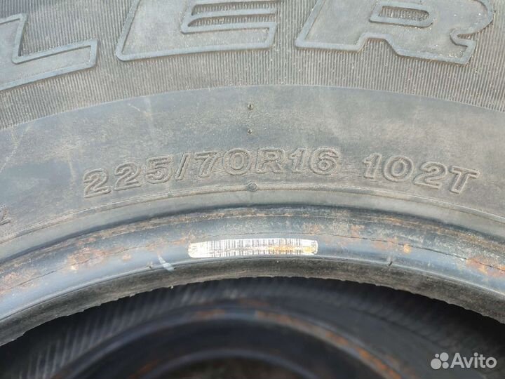 Bridgestone Dueler H/T 225/70 R16 102