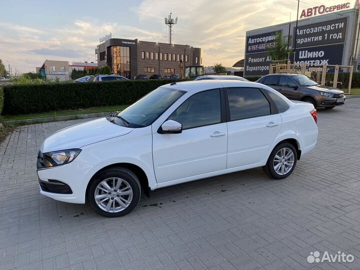 LADA Granta 1.6 МТ, 2023, 5 950 км