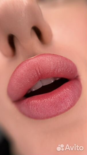 Перманентный макияж губ