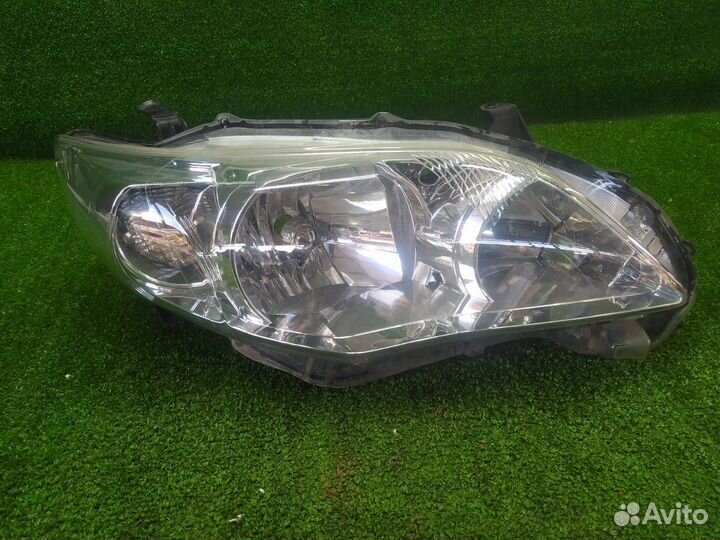 Фара передняя правая Toyota Corolla E150 2012