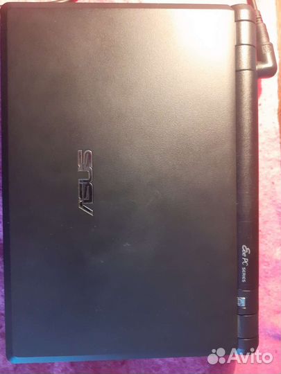 Нетбук asus