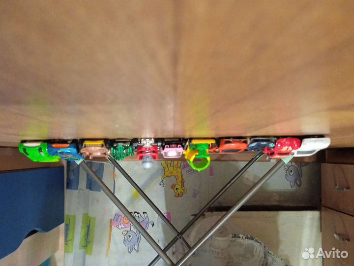 Машинки хотвилсв наличии8 и ещё 4 других