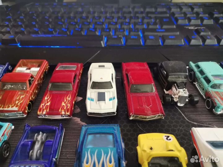 Машинки хот вилс