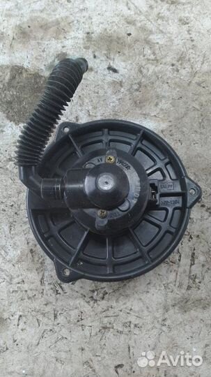 Моторчик отопителя (печки) Suzuki Swift 2