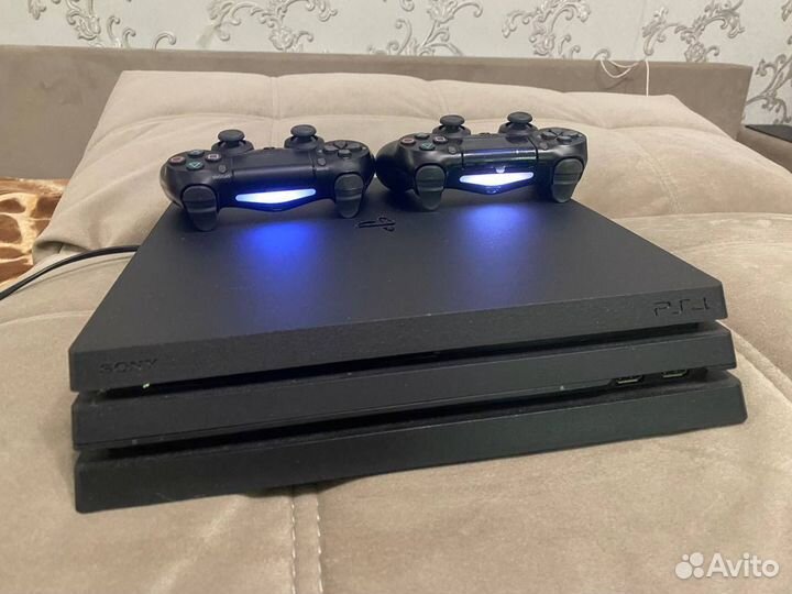 Sony PS4 pro 1tb