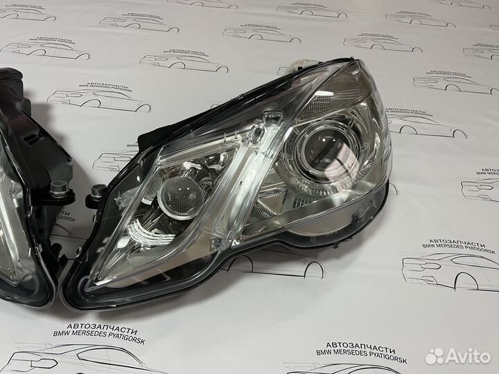 Комплект передних фар Mercedes W212 дорестайлинг