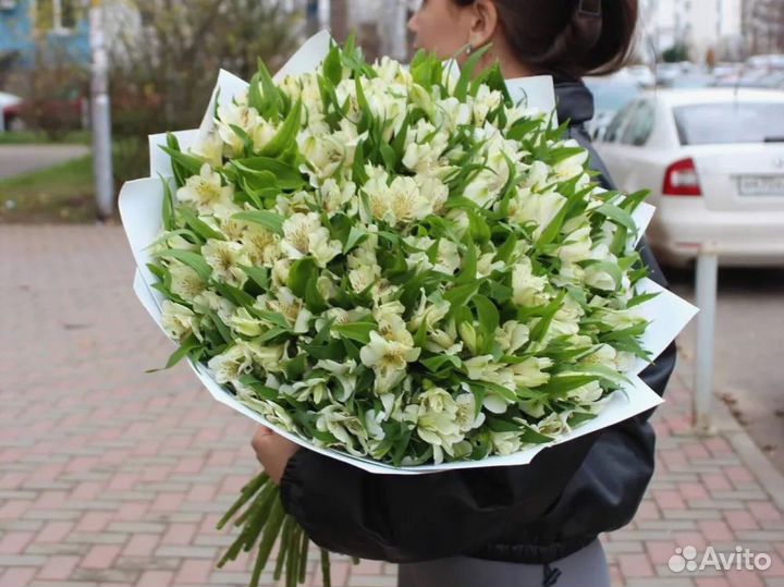 Букет из альстромерии