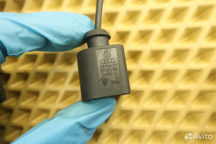 Разъем VAG 071973751