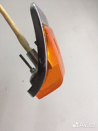 Поворотник подфарник иж москвич 412 пф112