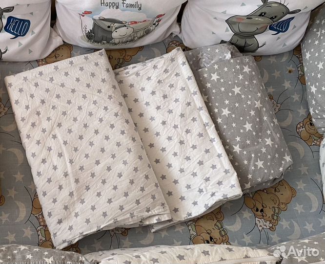 Бортики в кроватку подушечки (+постель в цвет)