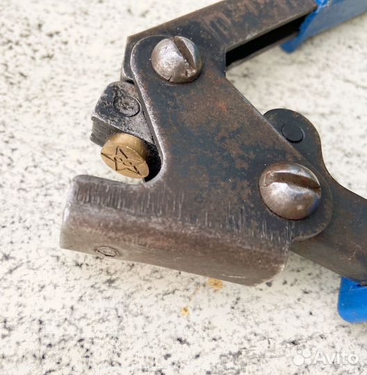 Пломбиратор