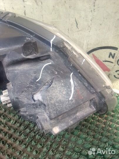 Honda civic Фара левая 2009 год седан дефект