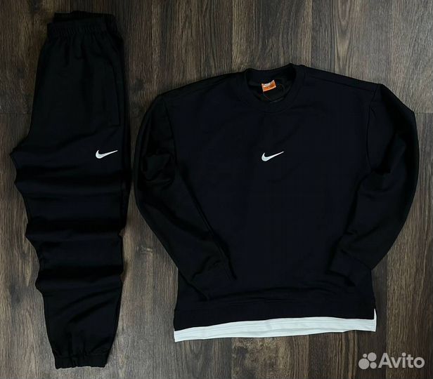 Костюм мужской Nike