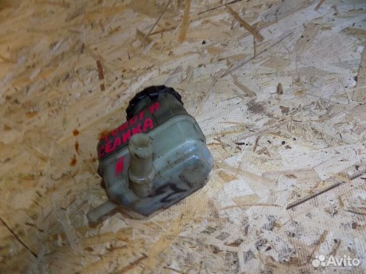 Бачок гидроусилителя Celica (ZT23#) 1999-2005