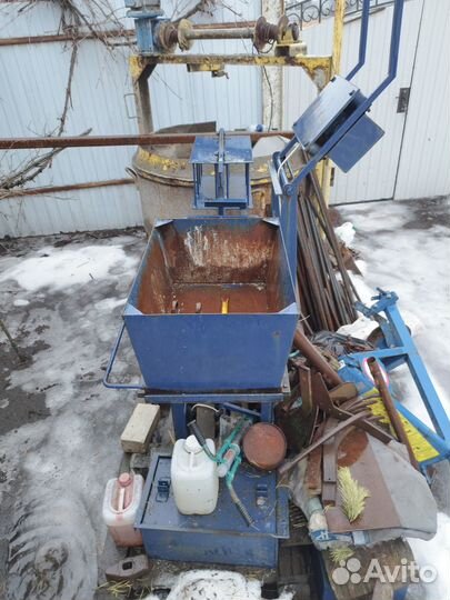 Продаю станок для производства арболитовых блоков