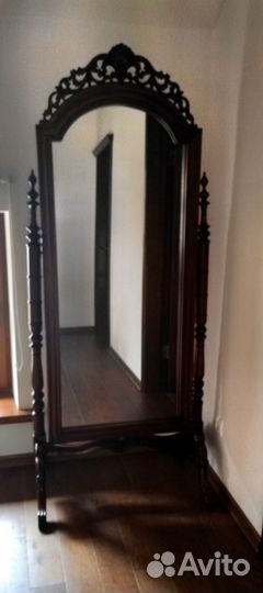 Зеркало напольное красное дерево