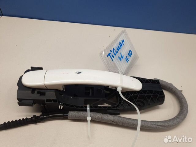 Ручка двери нaружная задняя левая Volkswagen Tiguan 2007-2016