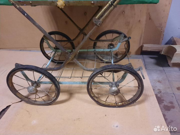 Детская коляска СССР