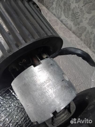 Моторчик печки BMW 5 e34 Bosch
