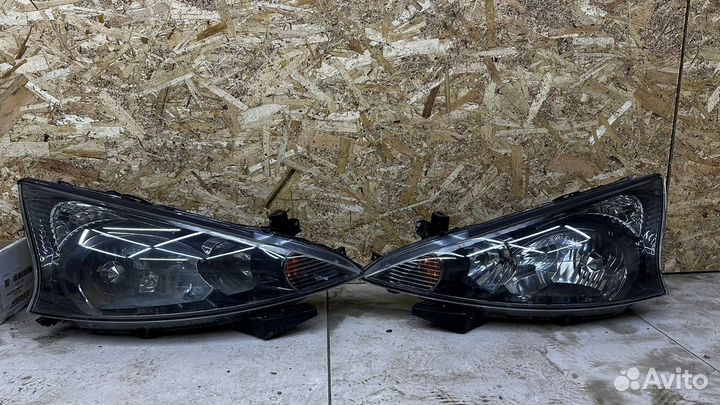 Фара mitsubishi grandis