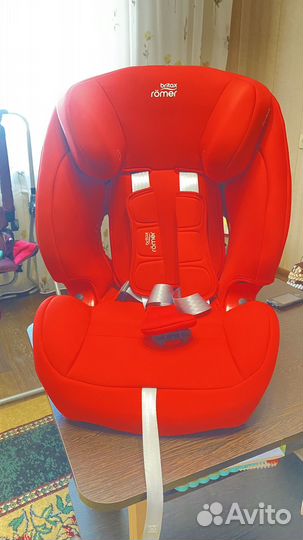 Детское автомобильное кресло от 15 до 36 кг