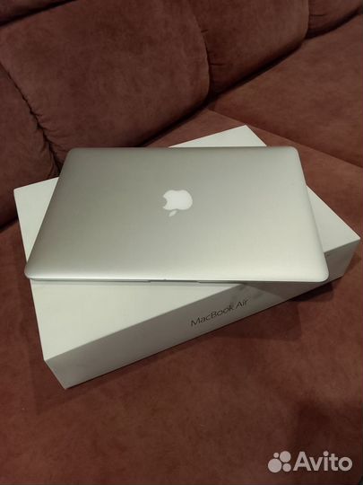 Ноутбук macbook air 13 2015 i5/8/128GB