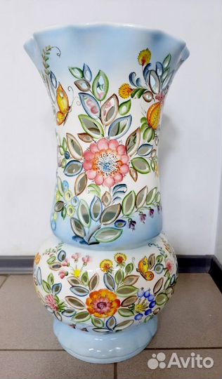 Напольная ваза