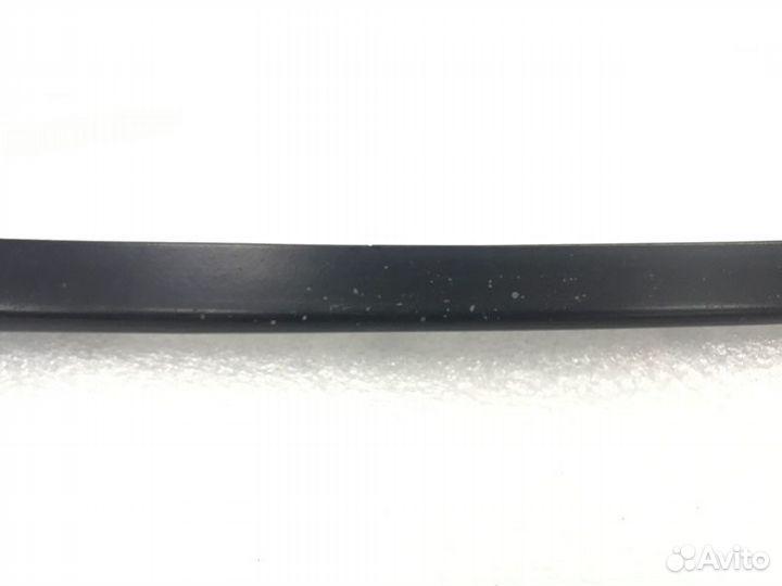 Поводок стеклоочистителя передний правый Audi A8