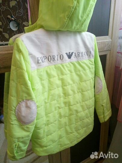 Курточка детская