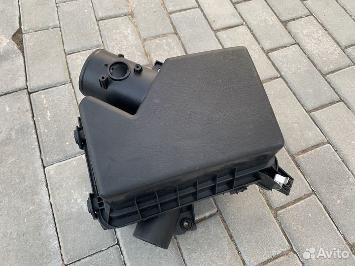 Корпус воздушного фильтра Nissan Murano Z51