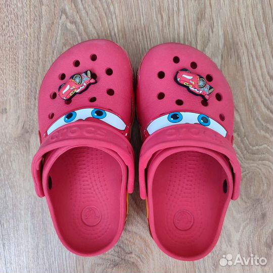 Сланцы детские crocs тачки