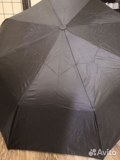Чёрный мужской зонт
