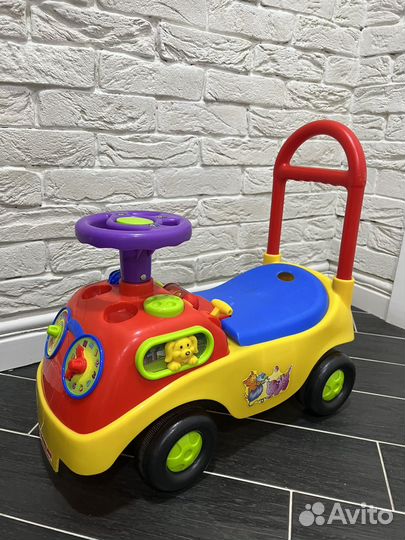 Машинка каталка толокар с ручкой