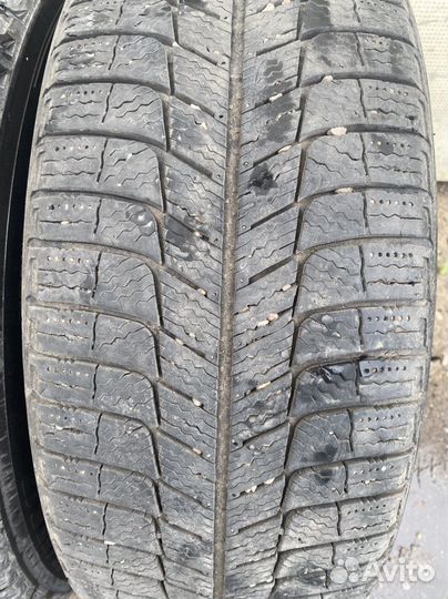 Michelin X-Ice XI3 225/55 R17
