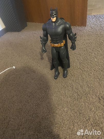 Продам бэтмана 30 см