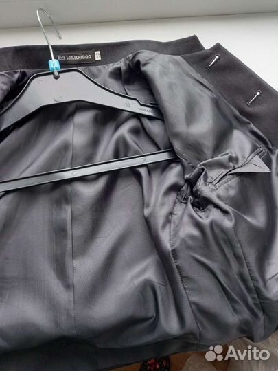 Шикарный черный пиджак на мальчика 128см