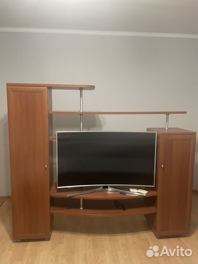 Стенка в гостиную бу