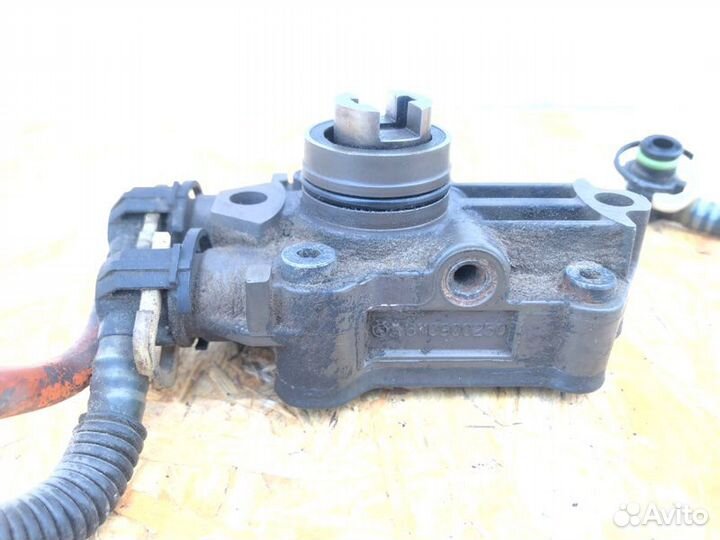 Топливный насос Mercedes C-Class W203 611.962 2002