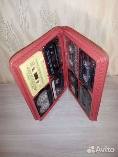 Папка - футляр для Кассет аудио. В хор. состоянии