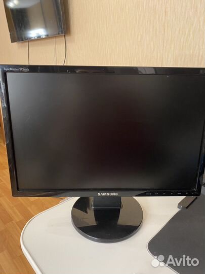 Монитор Samsung