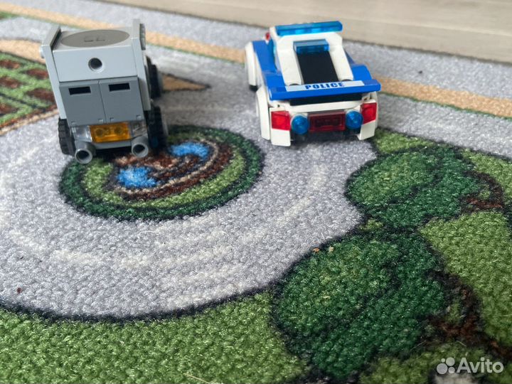 Лего оригинал продаю за ненадобностью