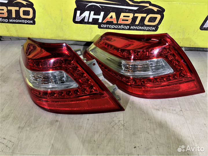 Фонарь на ниссан тиану джей 32