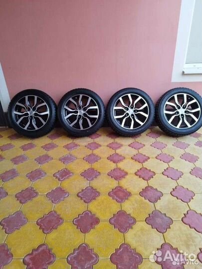 Автошины на дисках для Geely Coolray зимние