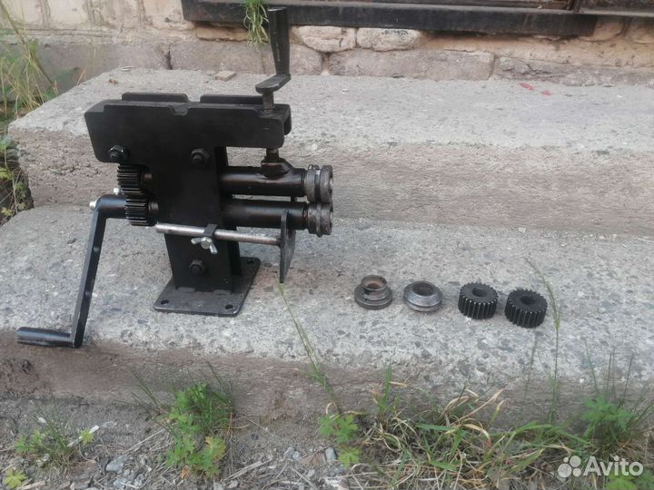 Вальцы трехвалковые и зиговочная машинка