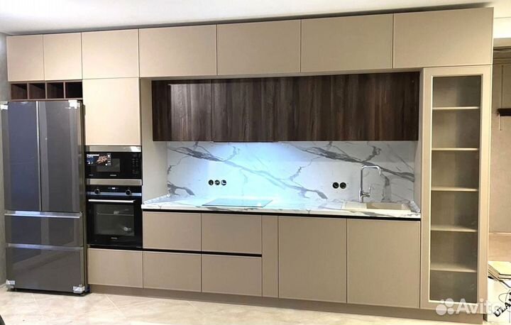 Кухня в потолок на заказ