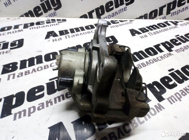 Суппорт тормозной передний правый Volkswagen