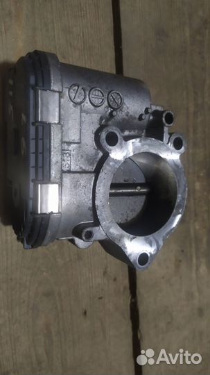 Peugeot 408 дроссельная заслонка 1.6 116л.с