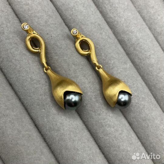 Серьги стильные